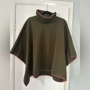 Tuckernuck Trim Funnel Neck Piper Poncho Olive Green. Good Condition.